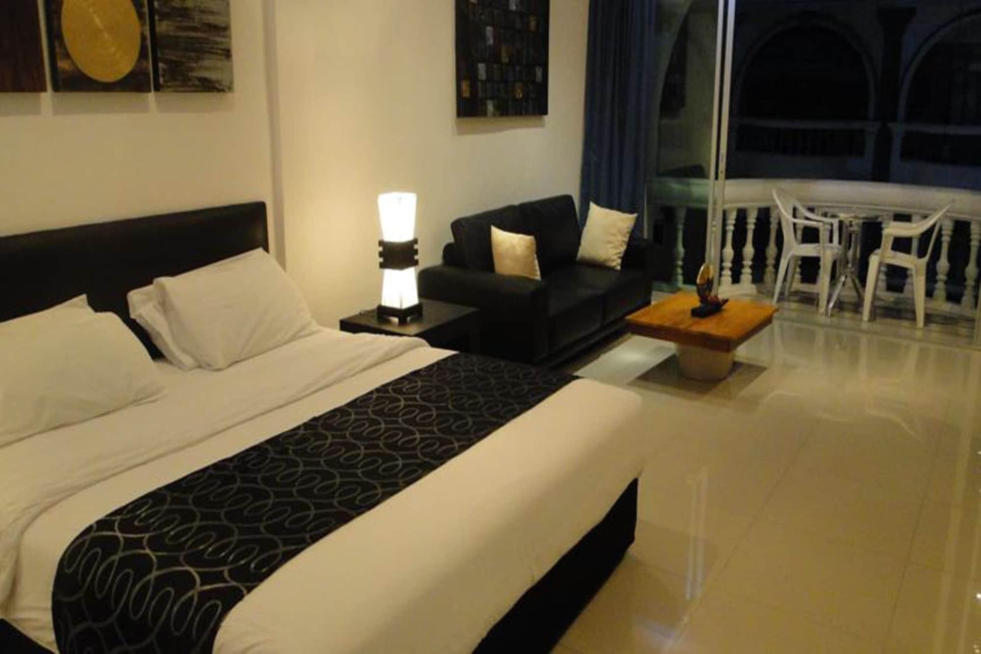 East Suites Pattaya Εξωτερικό φωτογραφία