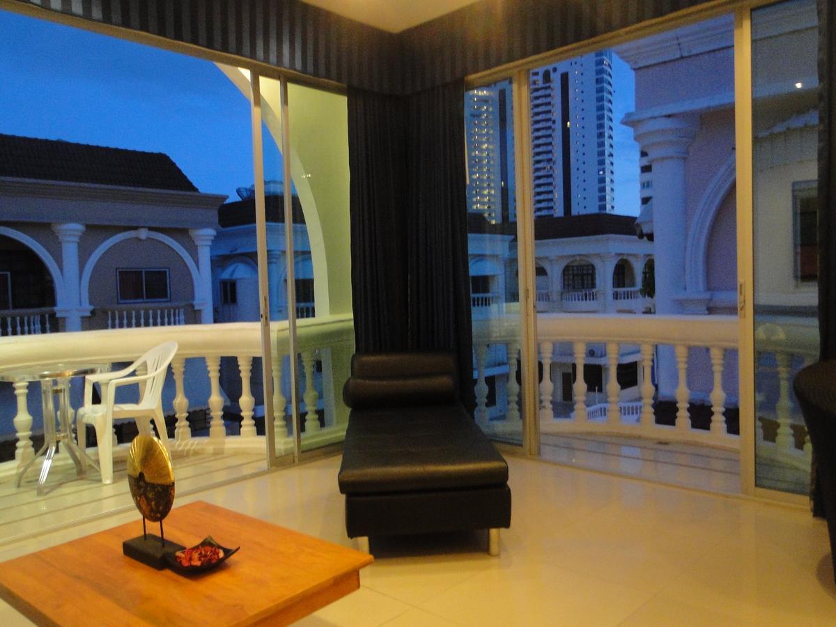 East Suites Pattaya Εξωτερικό φωτογραφία